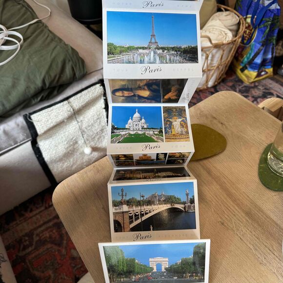 Souvenir de Paris Ville Lumiere Folding Postcard Book Complete Good Condition - Picture 2 of 5